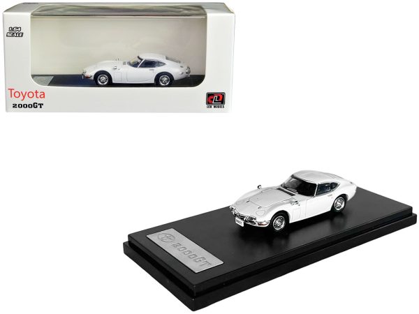 Toyota 2000GT White 1/64 Diecast Model Car by LCD Models - Image 2
