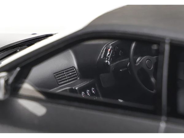 1993 Nissan Skyline GT-R (BNR32) RHD (Right Hand Drive) Gun Gray Metallic Limited Edition to 3000 pieces Worldwide 1/18 Model Car by Otto Mobile - Image 3
