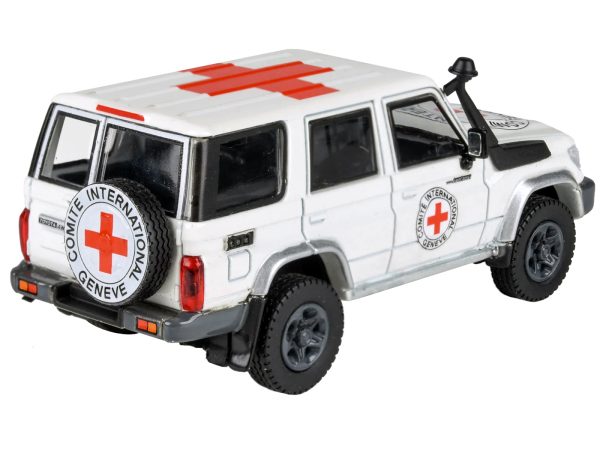 2014 Toyota Land Cruiser 76 White "International Red Cross" 1/64 Diecast Model Car by Paragon Models - Image 2