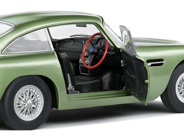 1964 Aston Martin DB5 RHD (Right Hand Drive) Porcelain Green Metallic 1/18 Diecast Model Car by Solido - Image 4