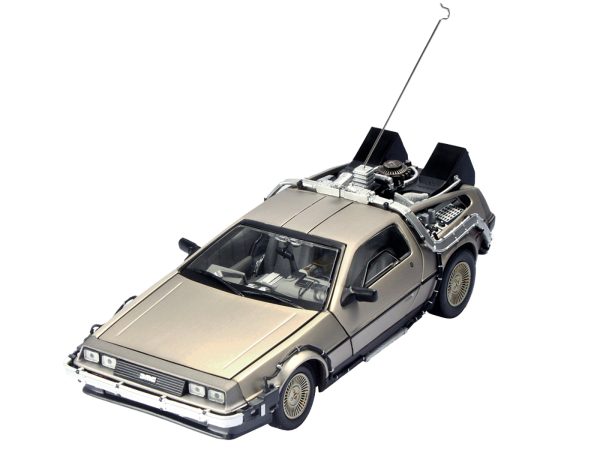 DMC DeLorean Time Machine Stainless Steel "Back to the Future" (1985) Movie 1/18 Diecast Model Car by Sun Star - Image 3