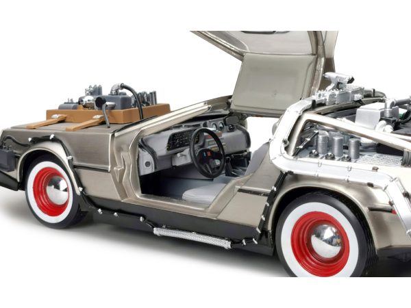DMC DeLorean Time Machine Stainless Steel "Back to the Future: Part III" (1990) Movie 1/18 Diecast Model Car by Sun Star - Image 2