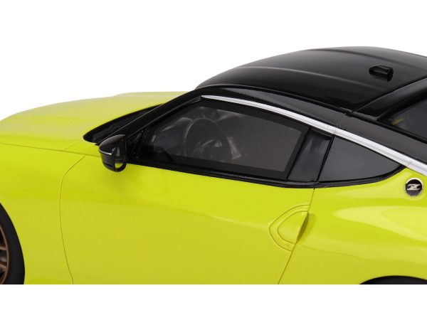 2023 Nissan Z Proto Spec Ikazuchi Yellow with Black Top 1/18 Model Car by Top Speed - Image 3
