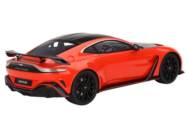 Aston Martin V12 Vantage RHD (Right Hand Drive) Scorpus Red with Black Top and Carbon Hood 1/18 Model Car by Top Speed - Image 3