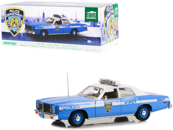1978 Dodge Monaco Police Blue and White NYPD (New York City Police Department) "Artisan Collection" 1/18 Diecast Model Car by Greenlight - Image 2