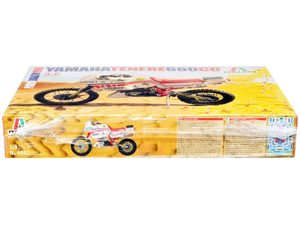 Skill 5 Model Kit Yamaha Tenere 660 CC Motorcycle "Paris-Dakar" (1986) 1/9 Scale Model by Italeri - Image 3