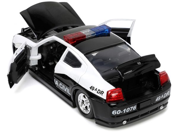 2006 Dodge Charger Police Black and White "Policia Civil" "Fast & Furious" Series 1/24 Diecast Model Car by Jada - Image 5